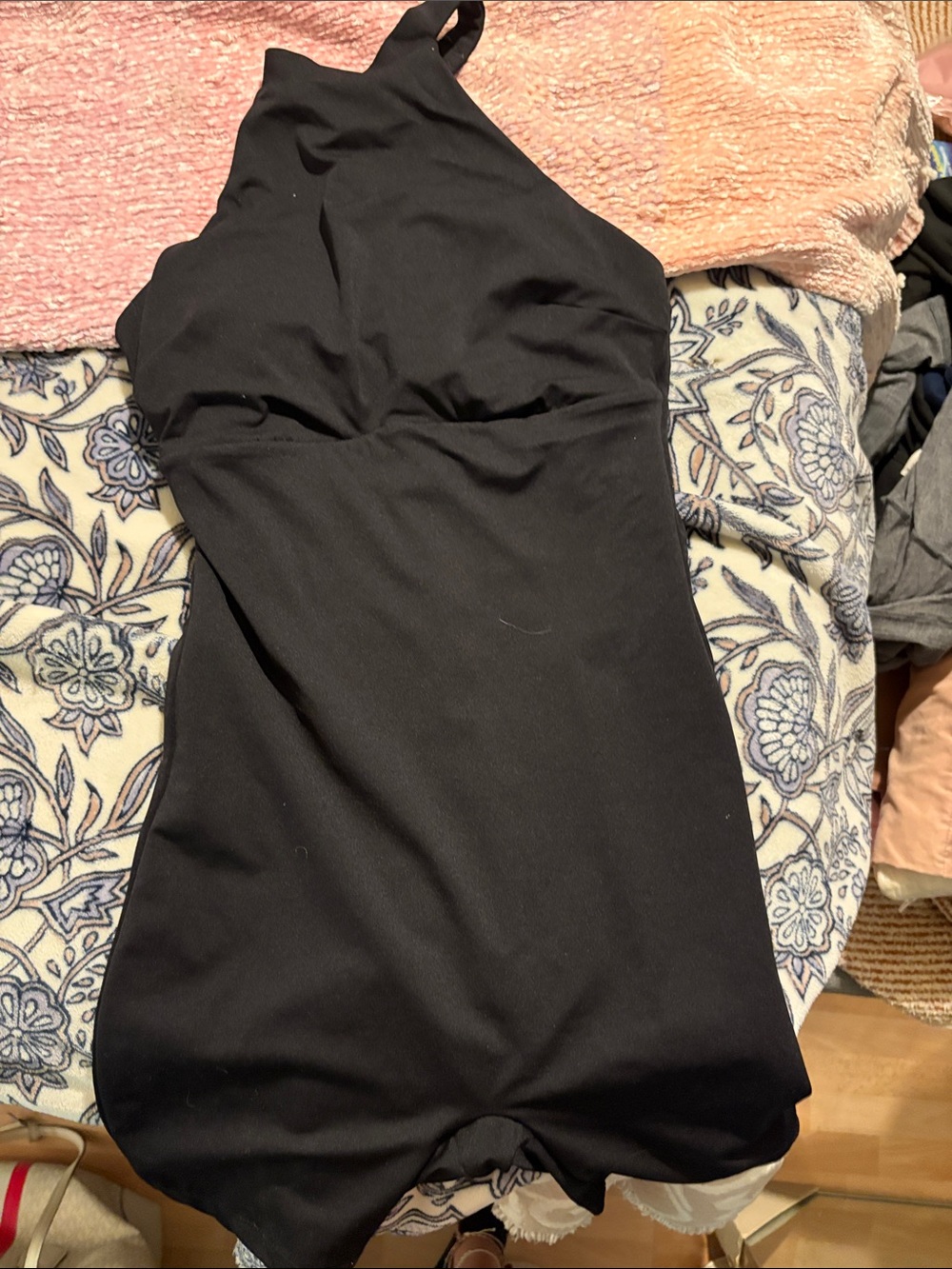 Elegant Black One-Shoulder Dress by